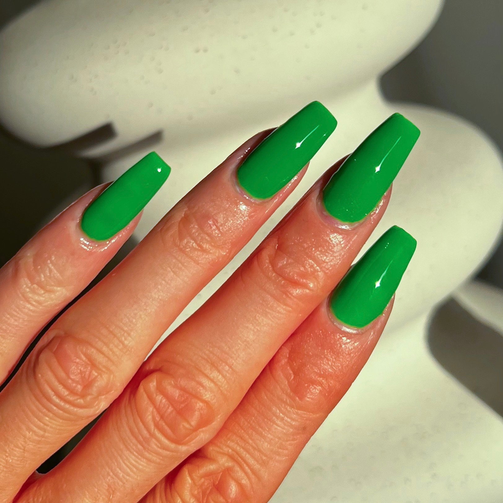 Gel polish • Neon Green • No. 105